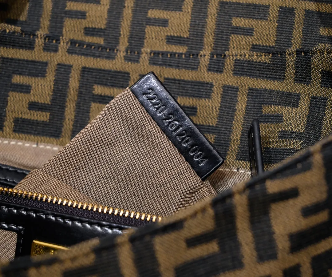 All Categories Fendi Women's Bags (Fendi) Fendi 8958
