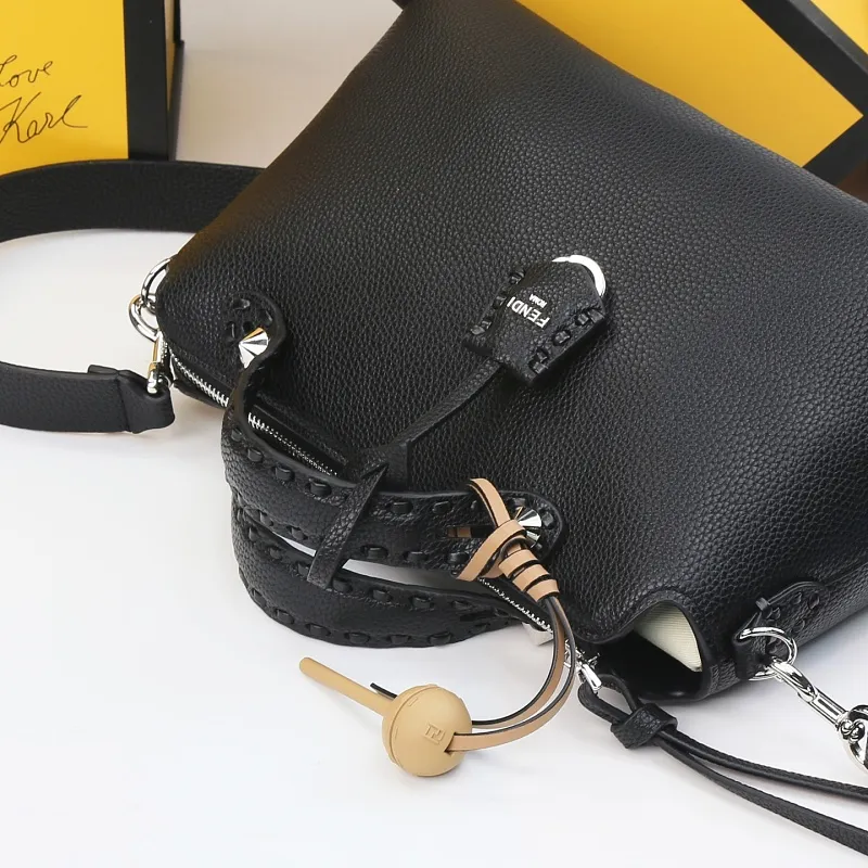 All Categories Fendi Women's Bags (Fendi) Fendi 291