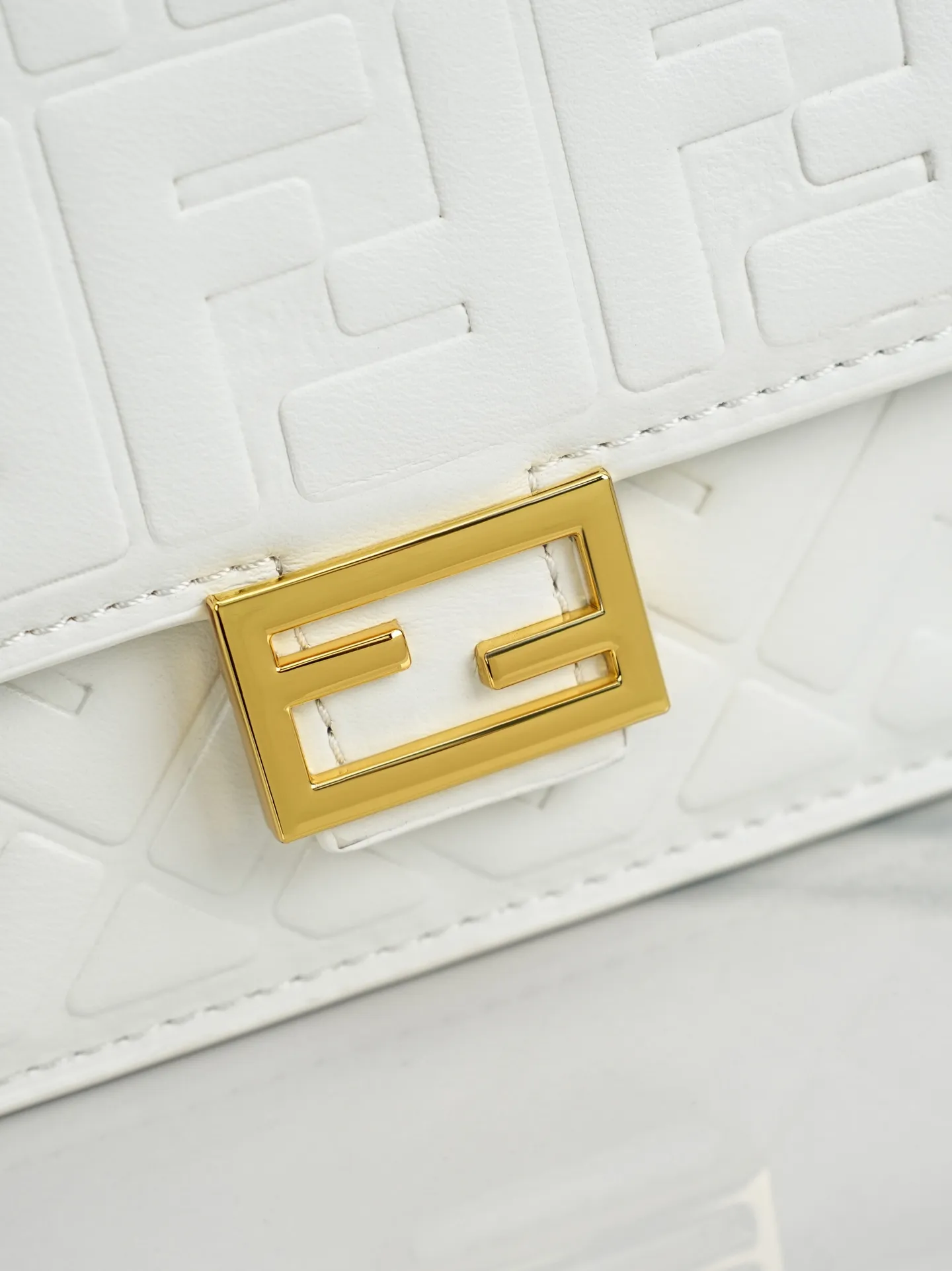 All Categories Fendi Women's Bags (Fendi) Fendi 6611