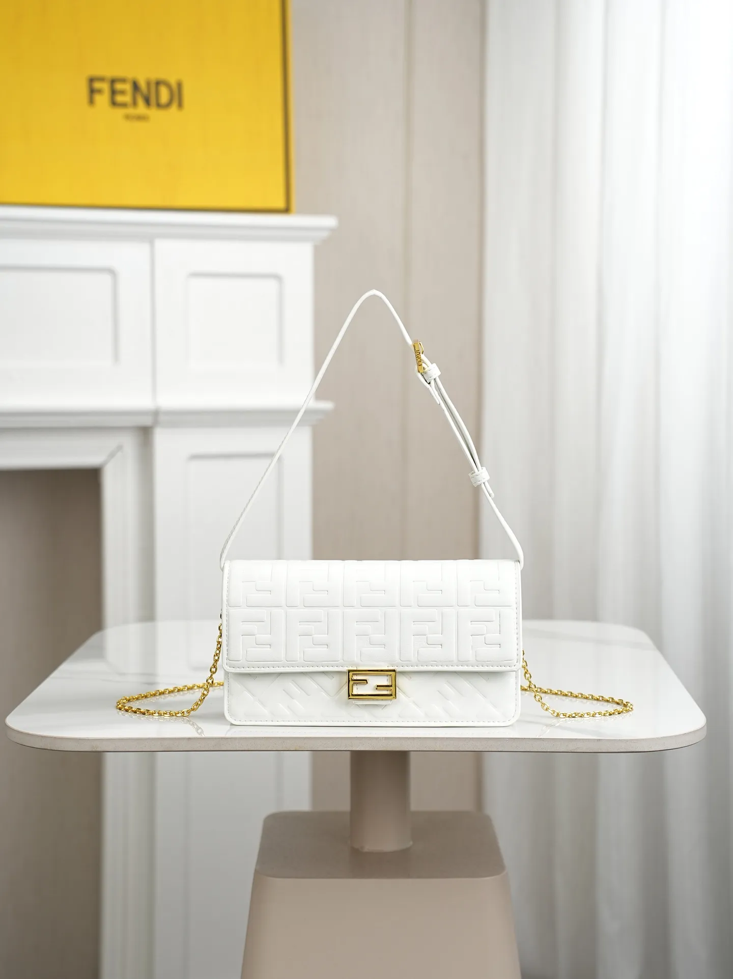 All Categories Fendi Women's Bags (Fendi) Fendi 6611