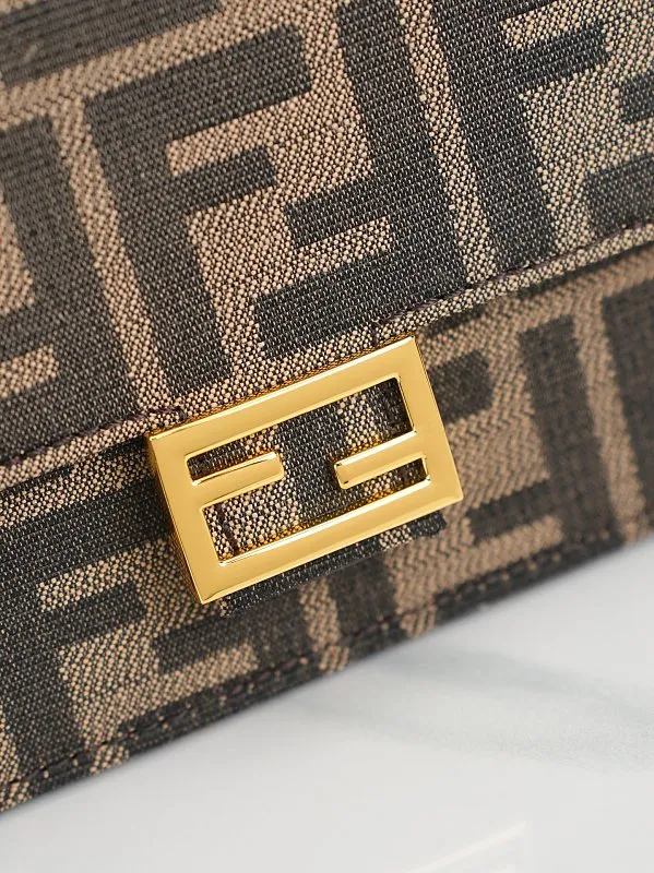 All Categories Fendi Women's Bags (Fendi) Fendi 6611