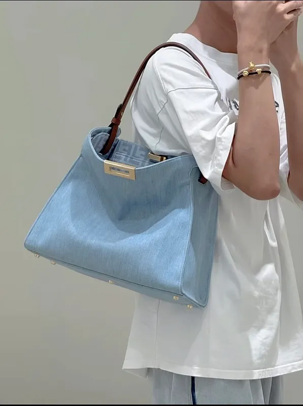 All Categories Fendi Women's Bags (Fendi) Fendi 5542