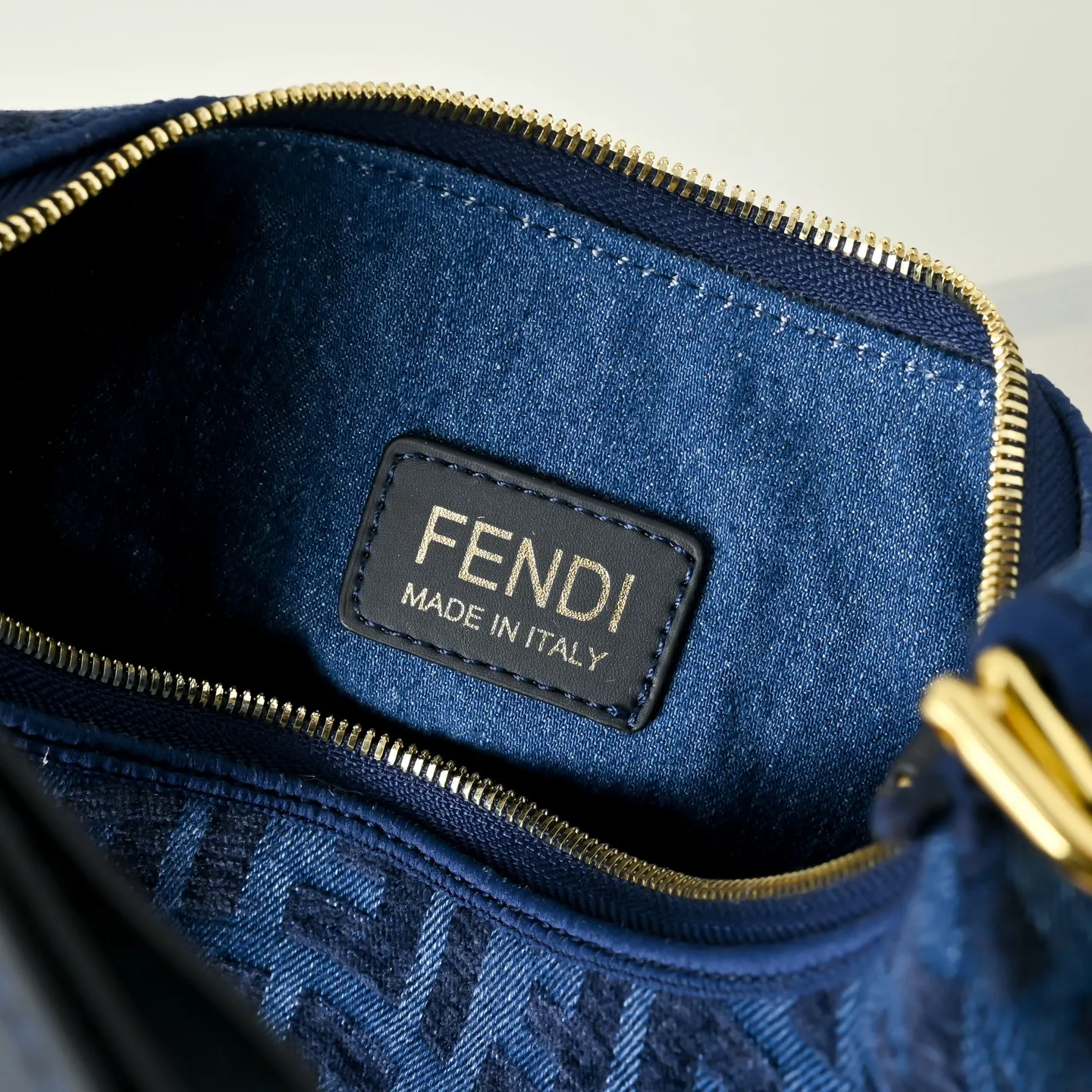 All Categories Fendi Women's Bags (Fendi) Fendi .1102 Medium