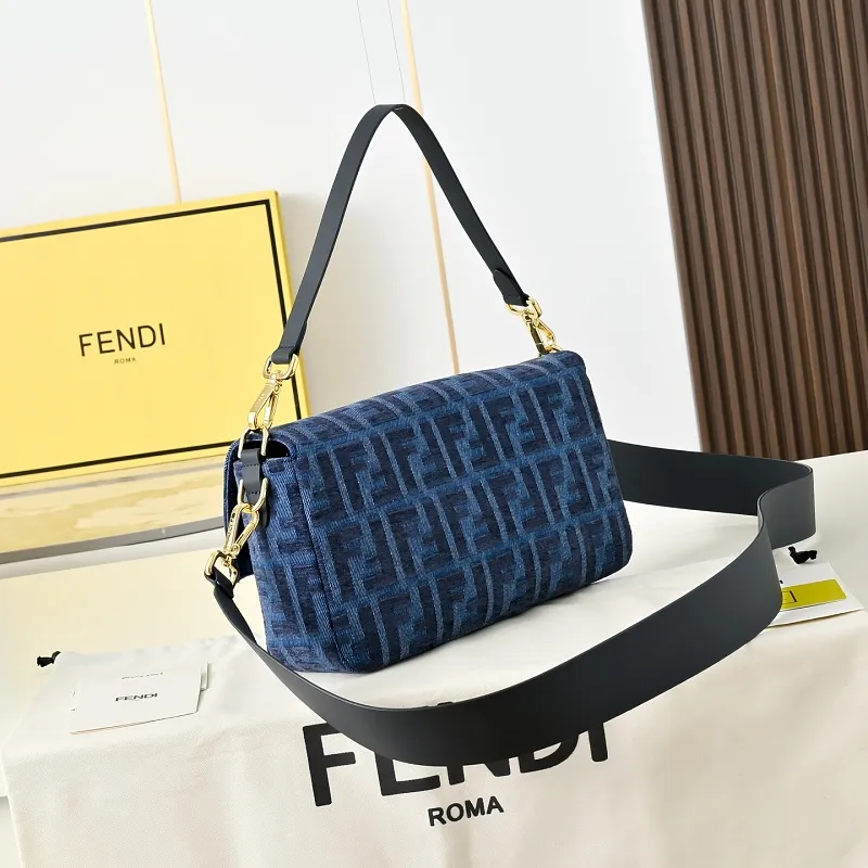 All Categories Fendi Women's Bags (Fendi) Fendi 1106