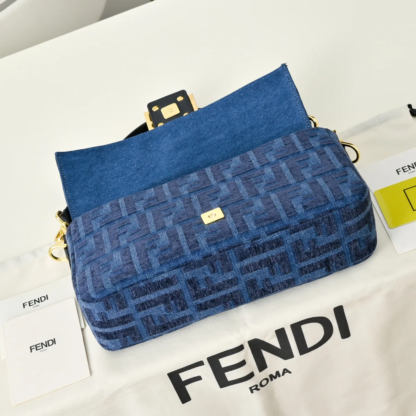 All Categories Fendi Women's Bags (Fendi) Fendi 1106