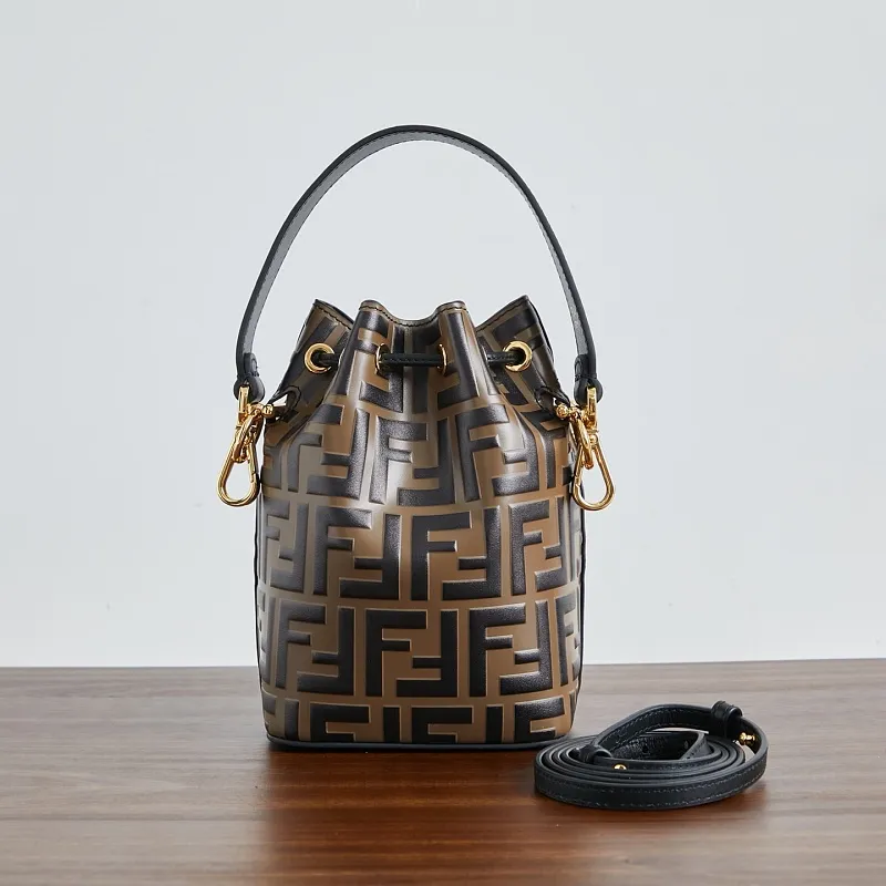 All Categories Fendi Women's Bags (Fendi) Fendi 1218