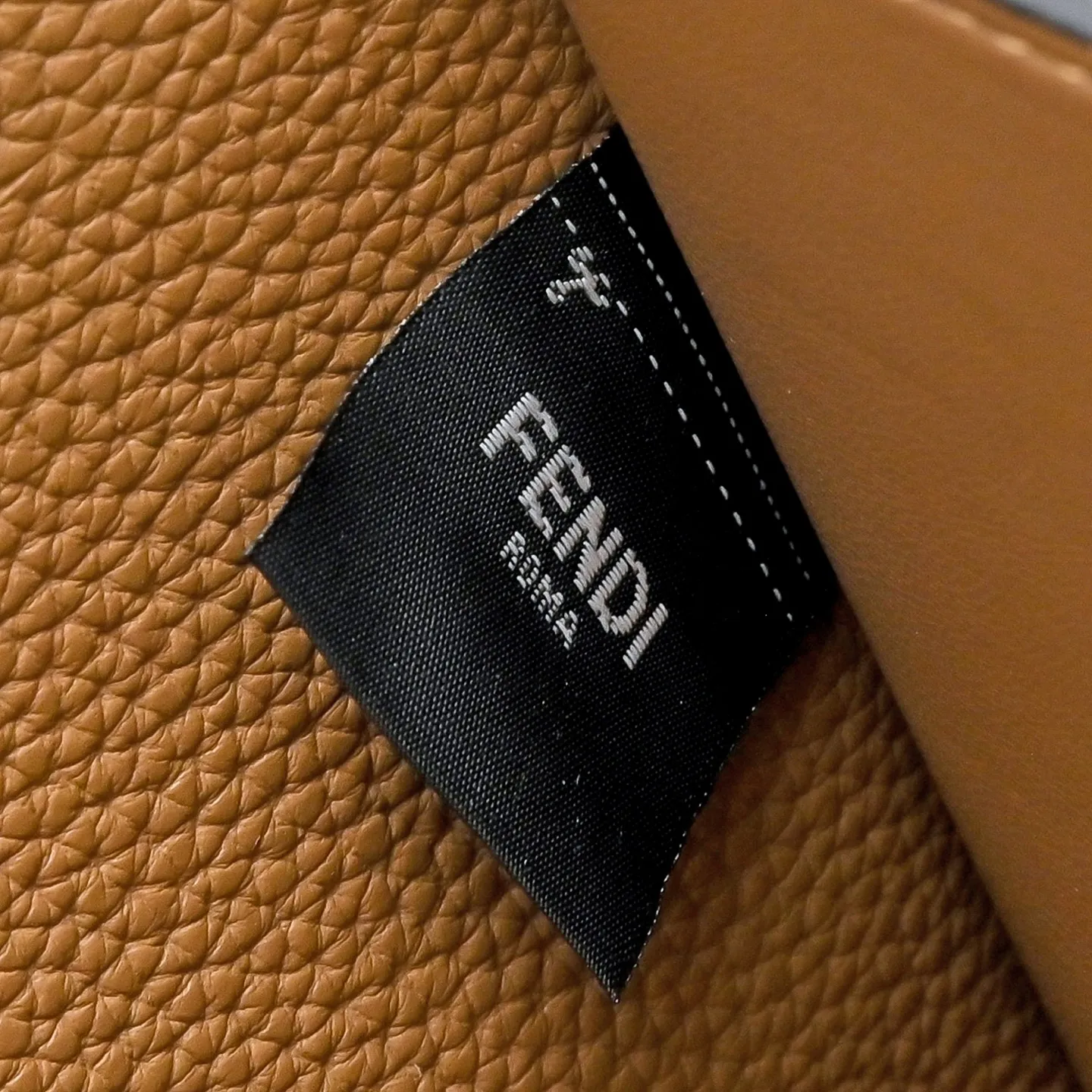 All Categories Fendi Women's Bags (Fendi) Fendi 3338