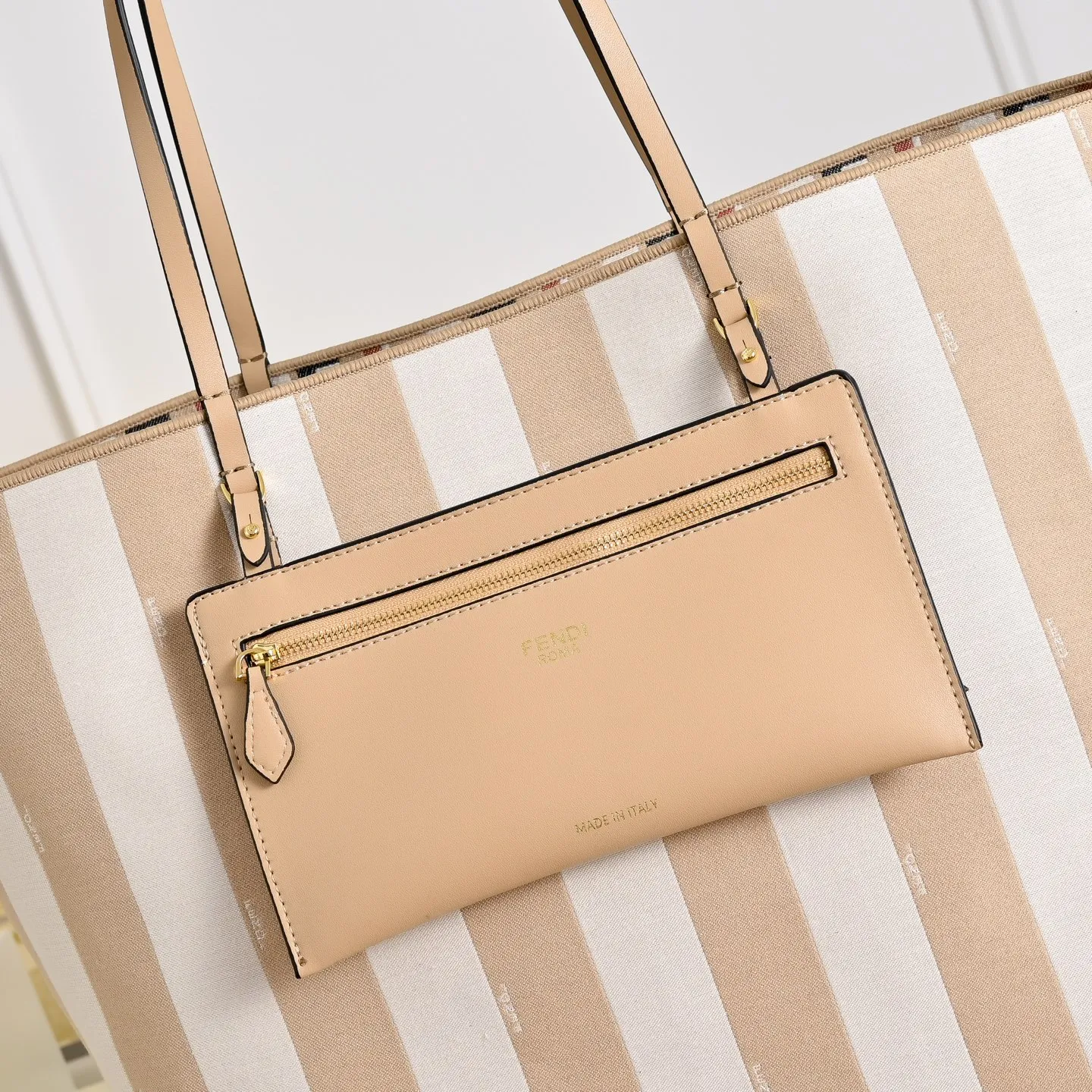 All Categories Fendi Women's Bags (Fendi) Fendi 1112