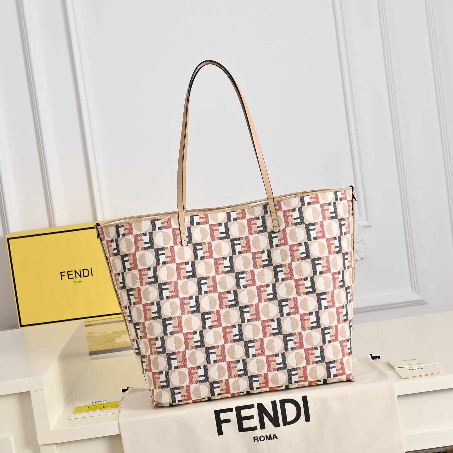 All Categories Fendi Women's Bags (Fendi) Fendi 1112