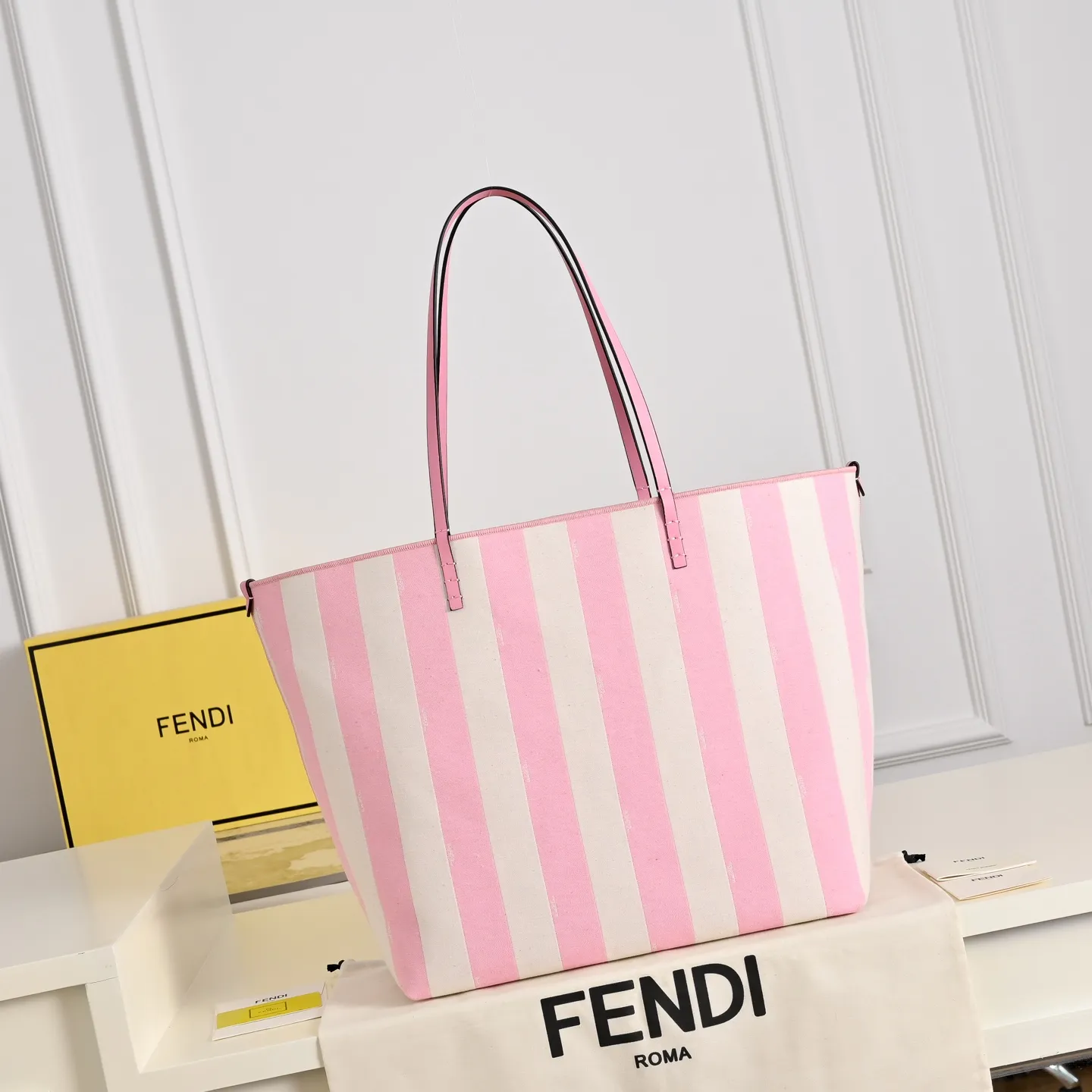 All Categories Fendi Women's Bags (Fendi) Fendi 1112
