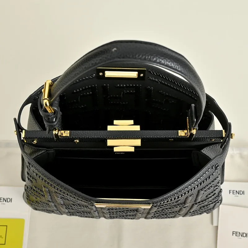 All Categories Fendi Women's Bags (Fendi) Fendi 3322