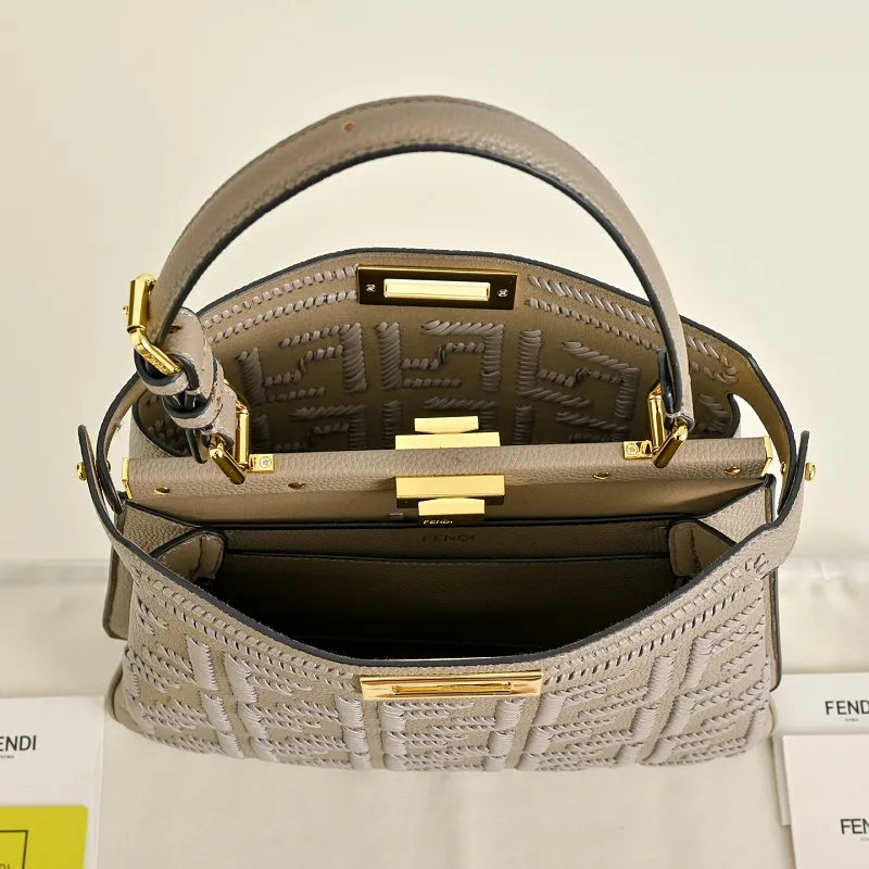 All Categories Fendi Women's Bags (Fendi) Fendi 3322