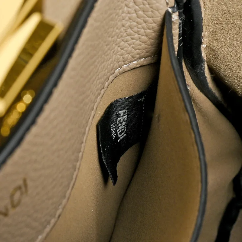 All Categories Fendi Women's Bags (Fendi) Fendi 3322