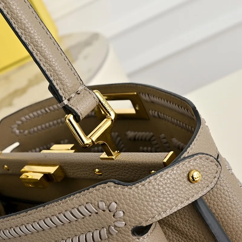All Categories Fendi Women's Bags (Fendi) Fendi 3322