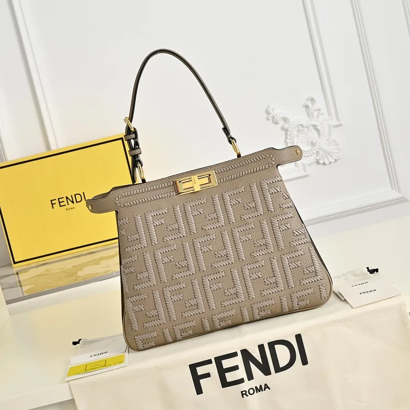 All Categories Fendi Women's Bags (Fendi) Fendi 3322