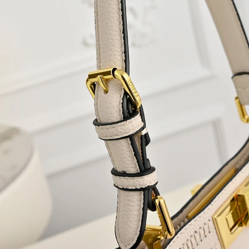 All Categories Fendi Women's Bags (Fendi) Fendi 3322