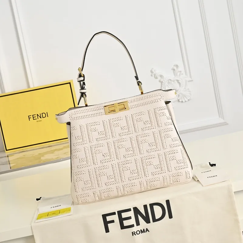 All Categories Fendi Women's Bags (Fendi) Fendi 3322