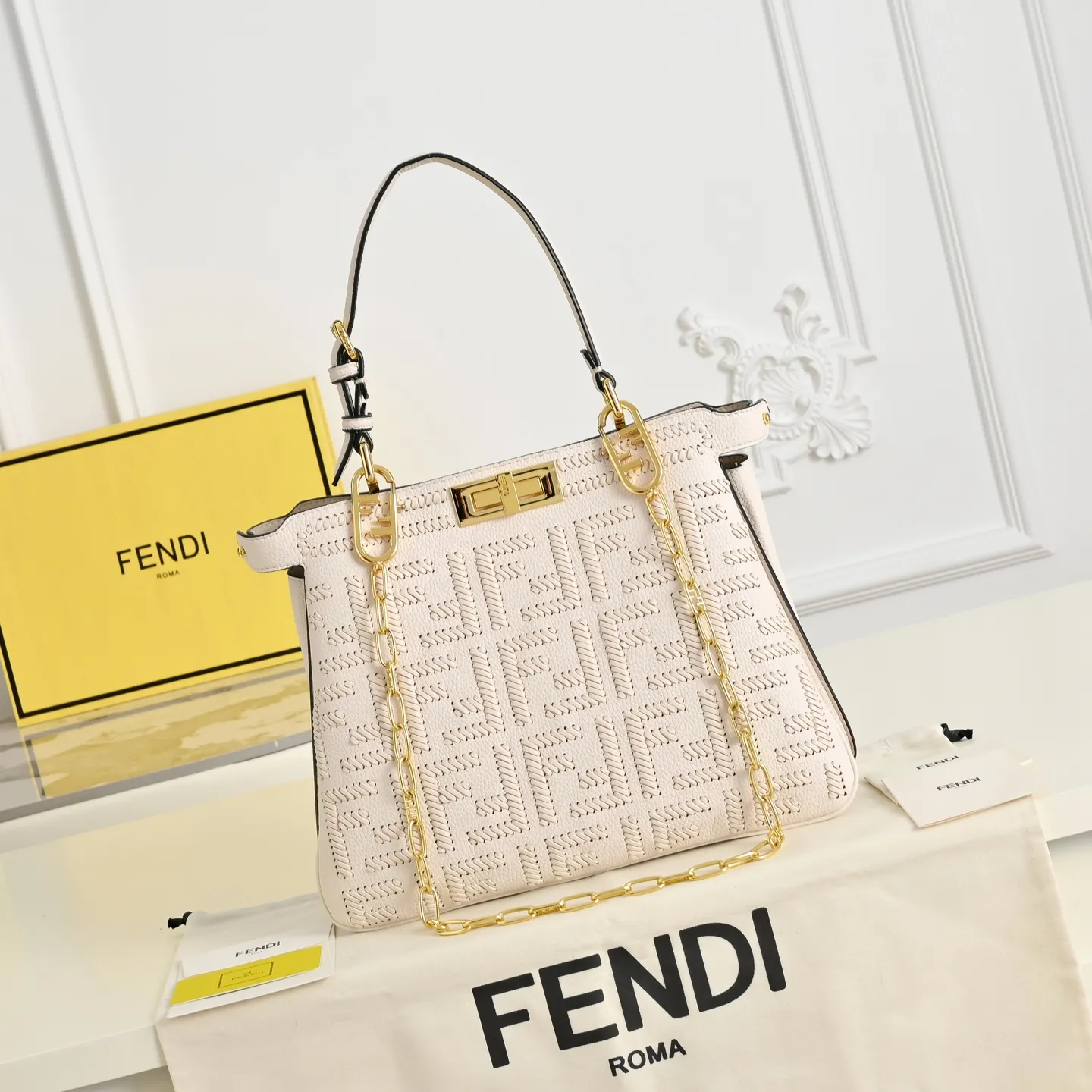 All Categories Fendi Women's Bags (Fendi) Fendi 3322