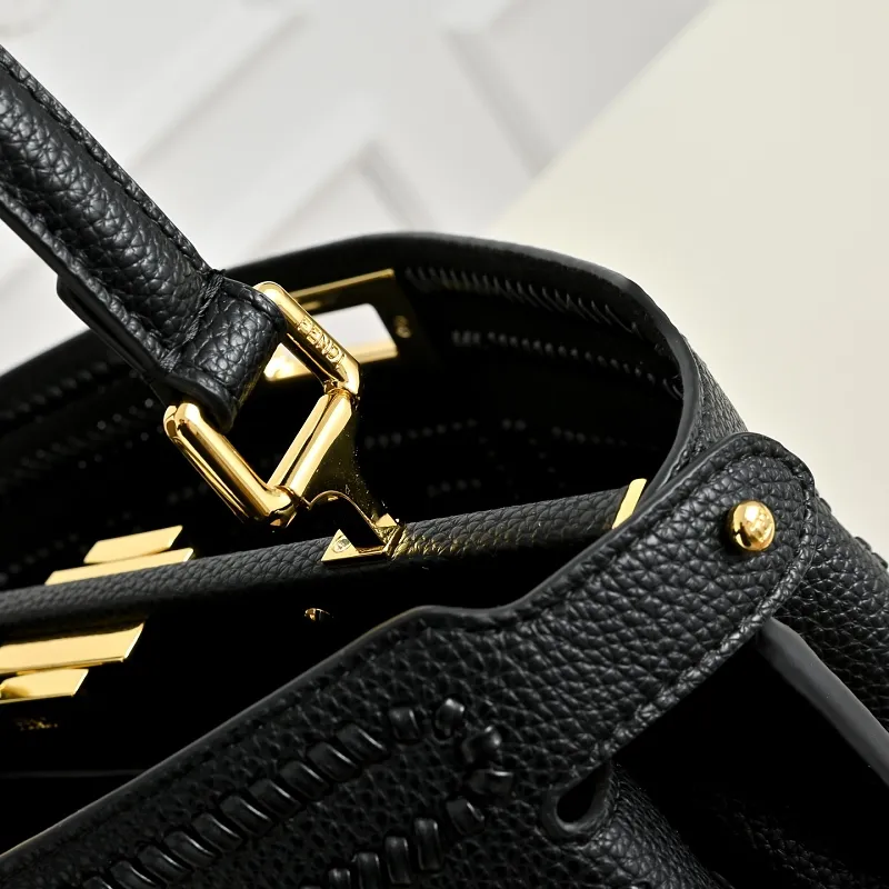 All Categories Fendi Women's Bags (Fendi) Fendi 3322