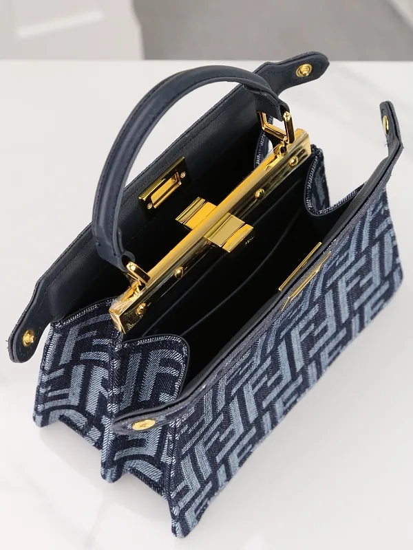All Categories Official Website "Brand Women's Bags" Women's Bags 💙 FENDI 2026 New Fendi Crossbody Shoulder Bag