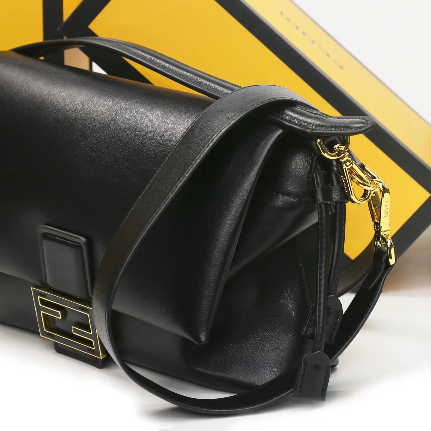 All Categories Fendi Women's Bags (Fendi) Fendi 265