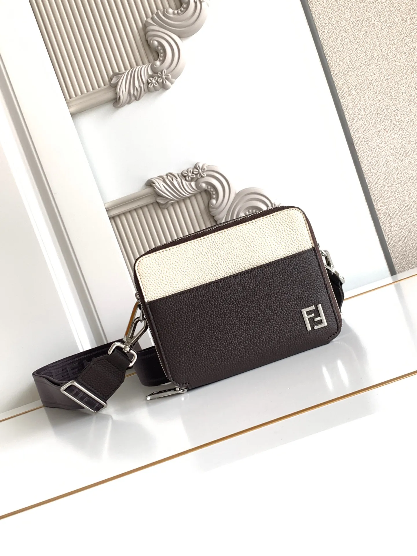All categories Fendi women's bags (Fendi) Fendi original single m0357