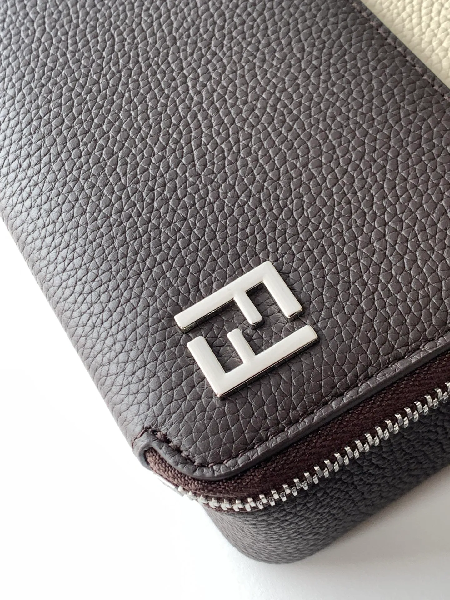 All categories Fendi women's bags (Fendi) Fendi original single m0357
