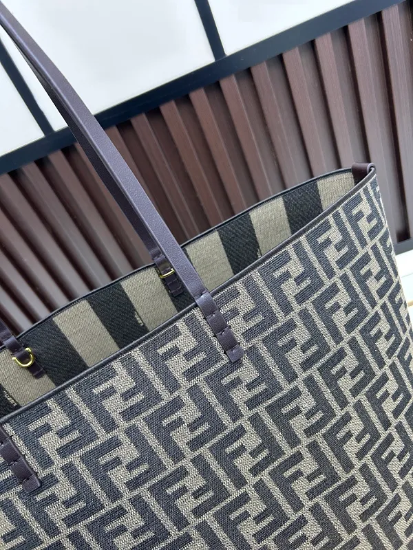 All Categories Fendi Women's Bags (Fendi) Fendi F08037