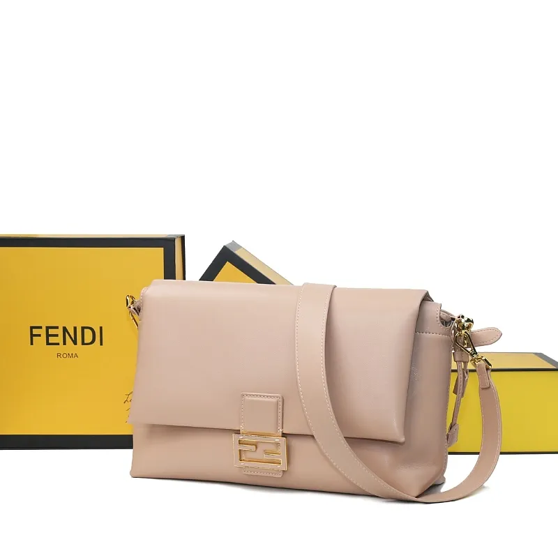 All Categories Fendi Women's Bags (Fendi) Fendi 1222