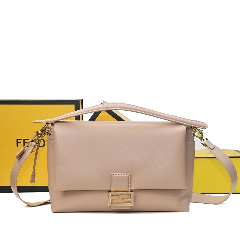 All Categories Fendi Women's Bags (Fendi) Fendi 1222