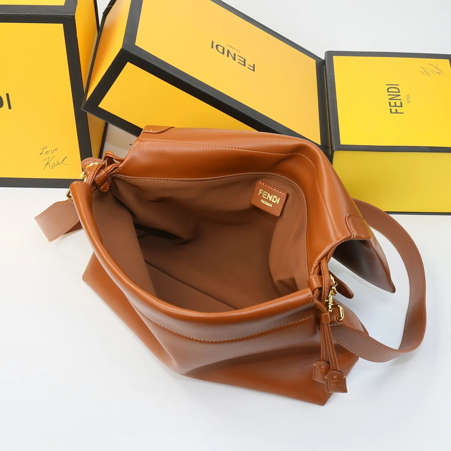 All Categories Fendi Women's Bags (Fendi) Fendi 1222