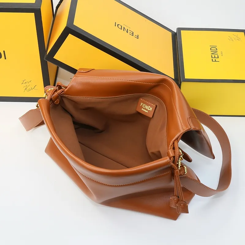 All Categories Fendi Women's Bags (Fendi) Fendi 1222