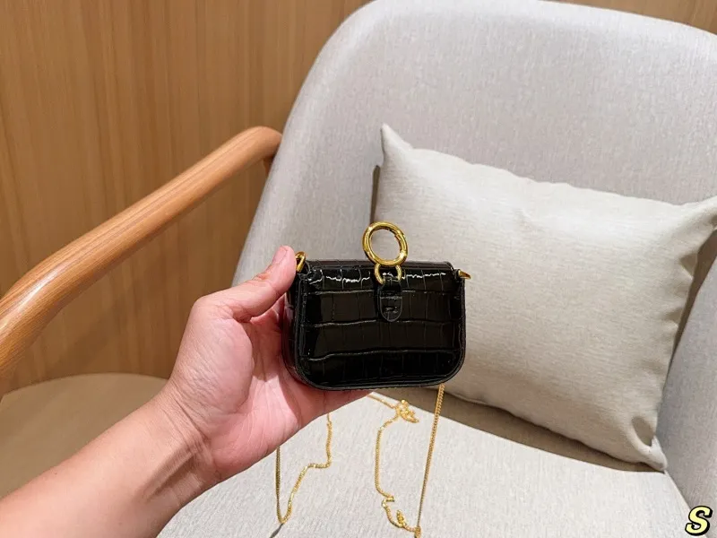 All categories Official website "Brand Women's Bags" Women's Bags 💙 FENDI 2025 new fendi mini lipstick bag coin purse