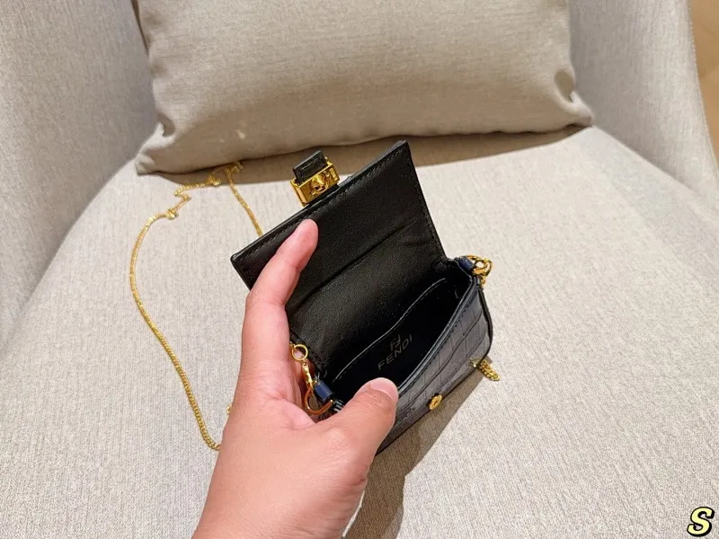 All categories Official website "Brand Women's Bags" Women's Bags 💙 FENDI 2025 new fendi mini lipstick bag coin purse