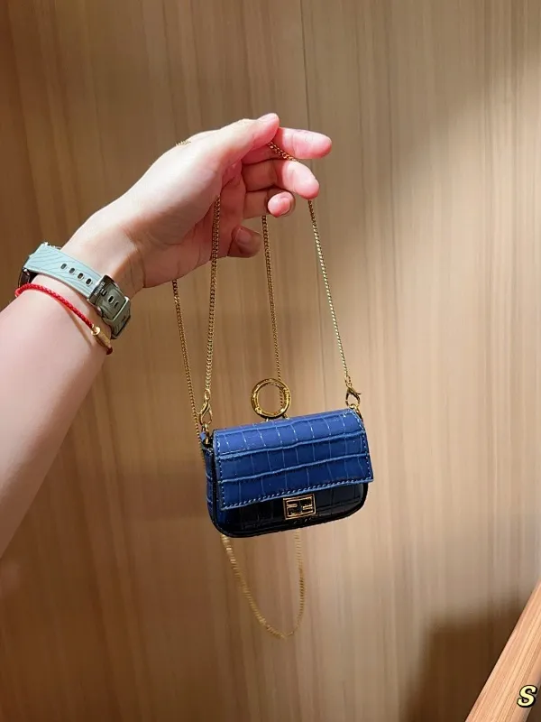 All categories Official website "Brand Women's Bags" Women's Bags 💙 FENDI 2025 new fendi mini lipstick bag coin purse