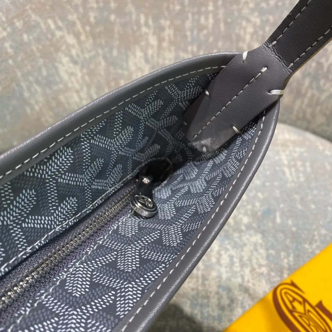 All Categories Official Website "Brand Women's Bags" Women's Bags 💙GOYARD 2025 New GOYARD Underarm Bag