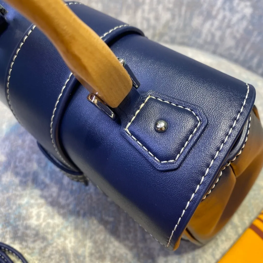 All Categories Official Website "Brand Women's Bags" Women's Bags 💙GOYARD 2025 New GOYARD Crossbody Bag