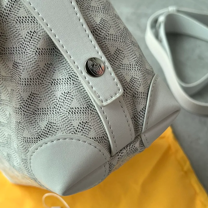 All Categories Official Website "Brand Women's Bags" Women's Bags 💙GOYARD 2026 New Goyard Crossbody Bag