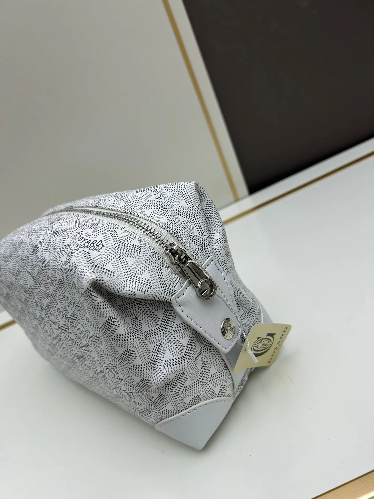 All Categories Official Website "Brand Women's Bags" Women's Bags 💙GOYARD 2024 Official Website New GOYARD Toiletries Bag