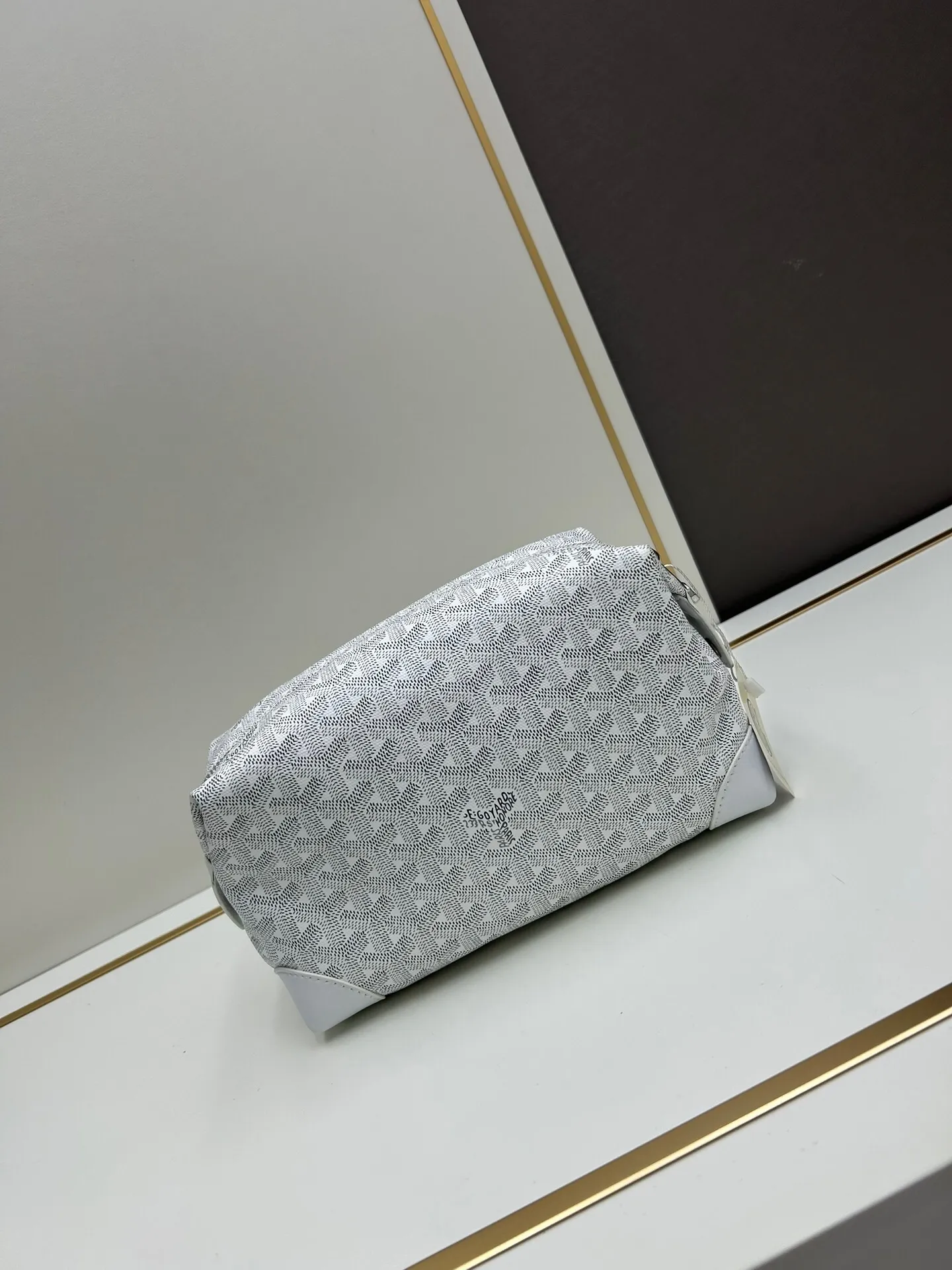 All Categories Official Website "Brand Women's Bags" Women's Bags 💙GOYARD 2024 Official Website New GOYARD Toiletries Bag