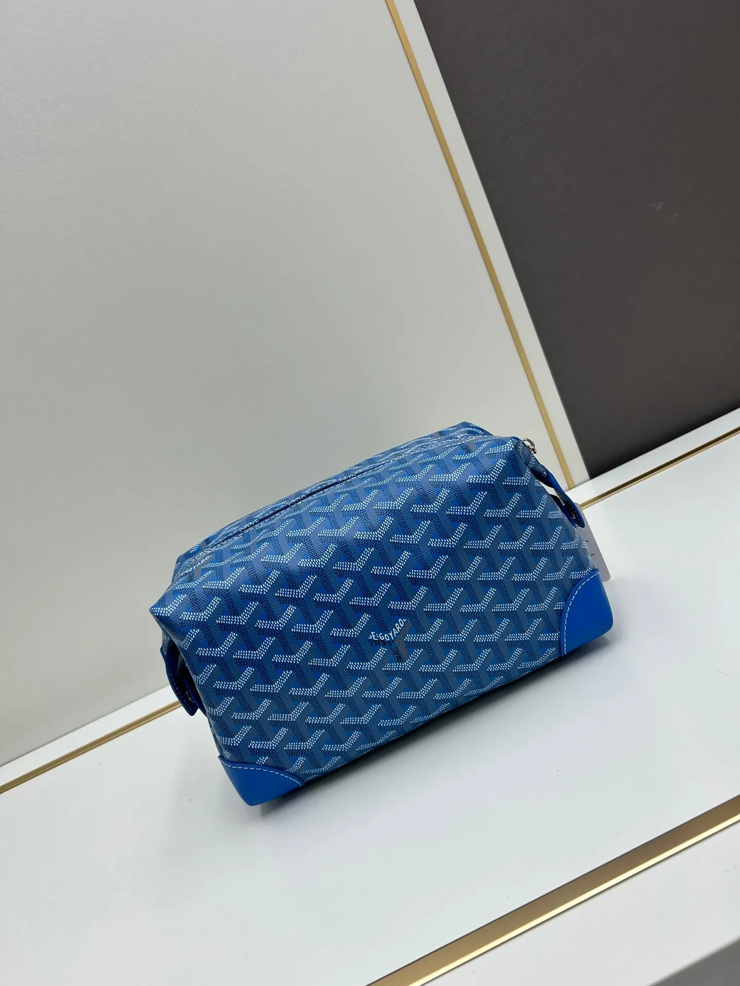 All Categories Official Website "Brand Women's Bags" Women's Bags 💙GOYARD 2024 Official Website New GOYARD Toiletries Bag