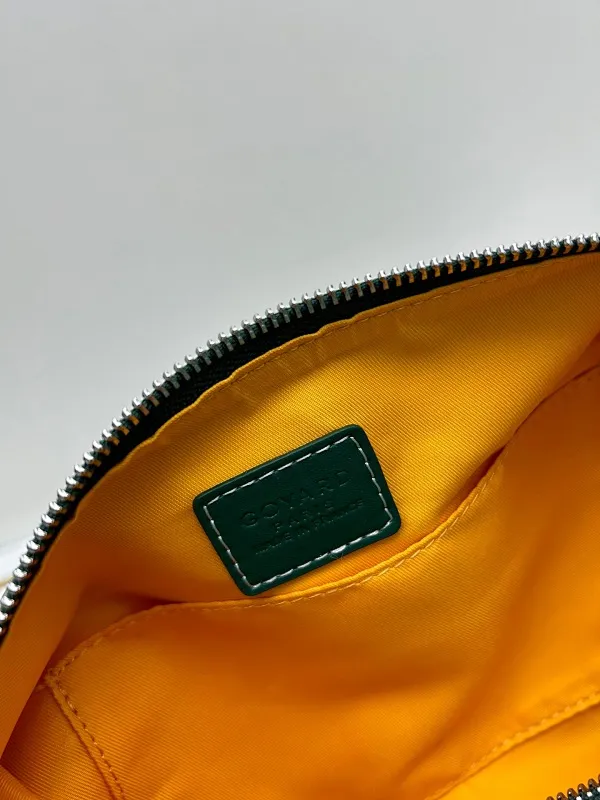 All Categories Official Website "Brand Women's Bags" Women's Bags 💙GOYARD 2024 Official Website New GOYARD Toiletries Bag