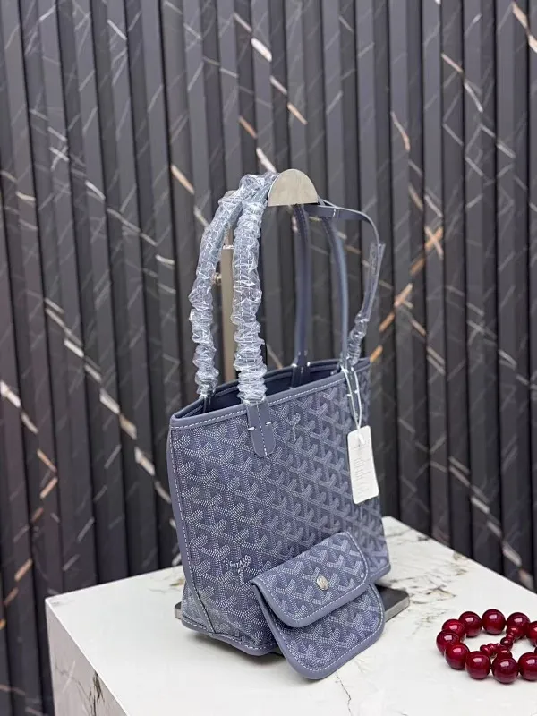 All categories Official website "Brand Women's Bags" Women's Bags 💙GOYARD 2025 new goyard handbags