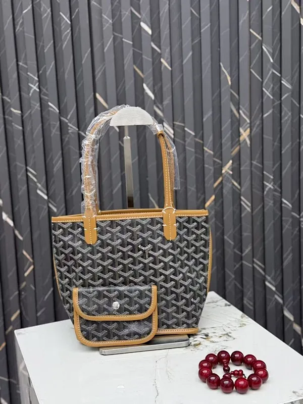 All categories Official website "Brand Women's Bags" Women's Bags 💙GOYARD 2025 new goyard handbags
