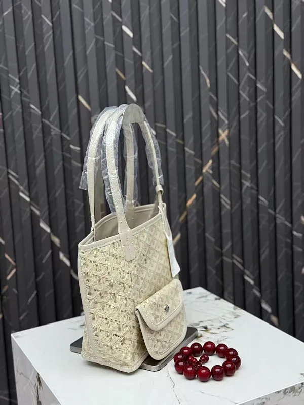 All categories Official website "Brand Women's Bags" Women's Bags 💙GOYARD 2025 new goyard handbags