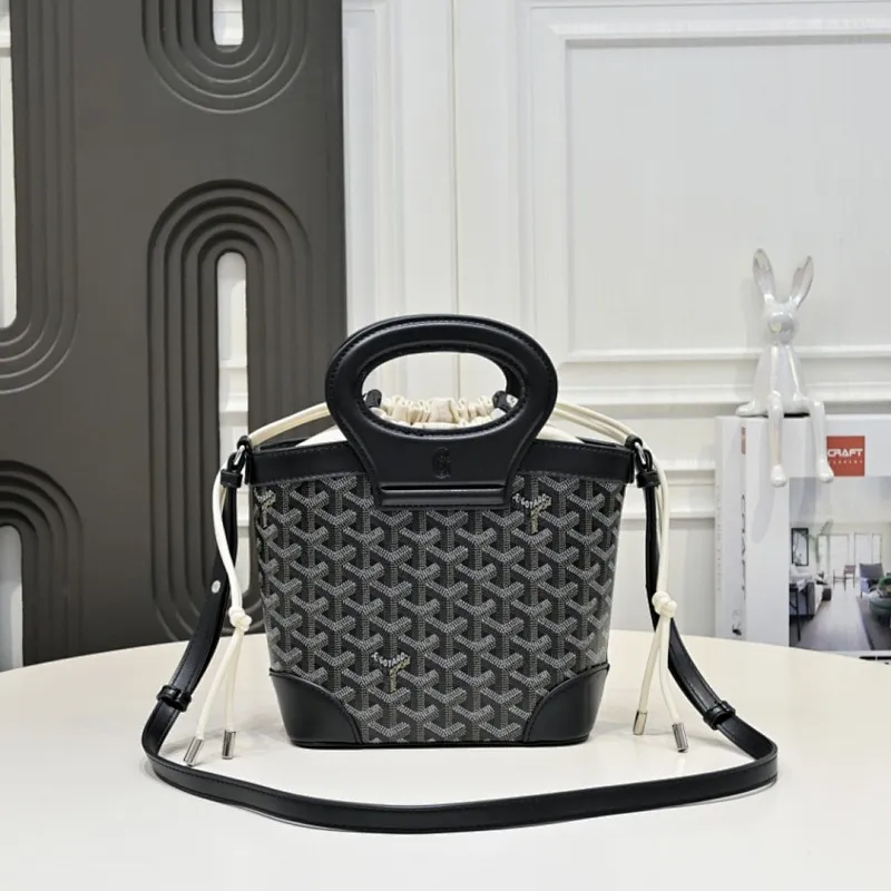 All Categories Official Website "Brand Women's Bags" Women's Bags 💙GOYARD 2026 New Goyard Crossbody Bag