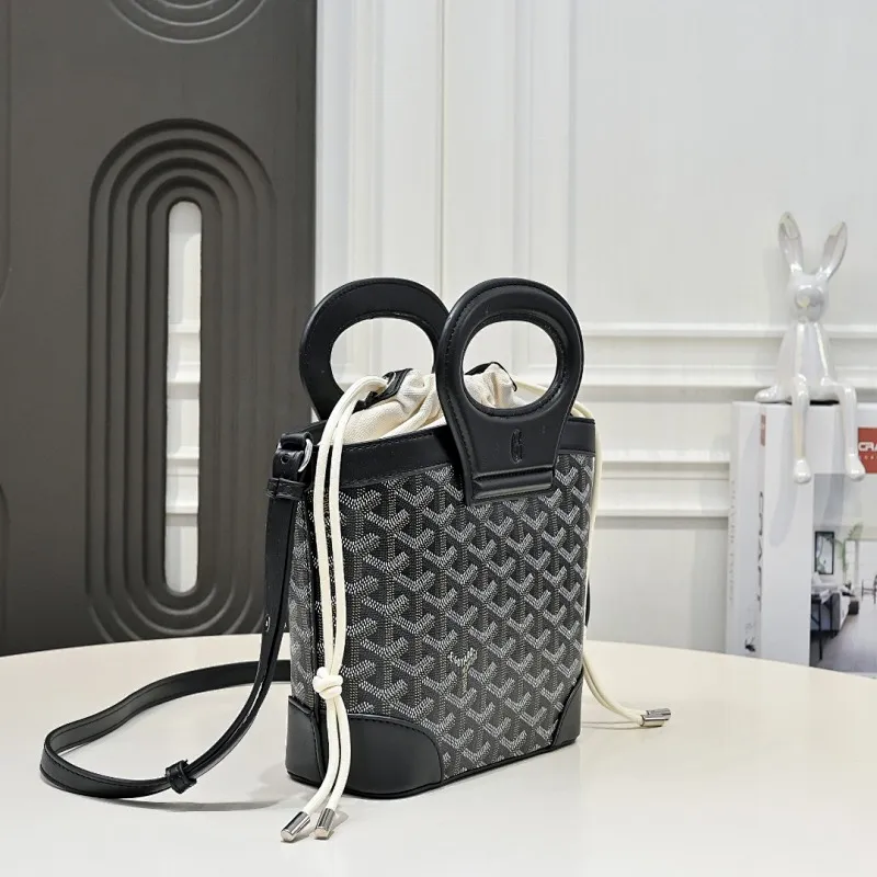 All Categories Official Website "Brand Women's Bags" Women's Bags 💙GOYARD 2026 New Goyard Crossbody Bag