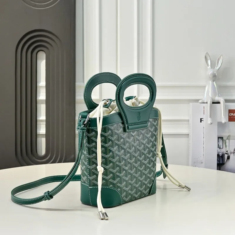 All Categories Official Website "Brand Women's Bags" Women's Bags 💙GOYARD 2026 New Goyard Crossbody Bag