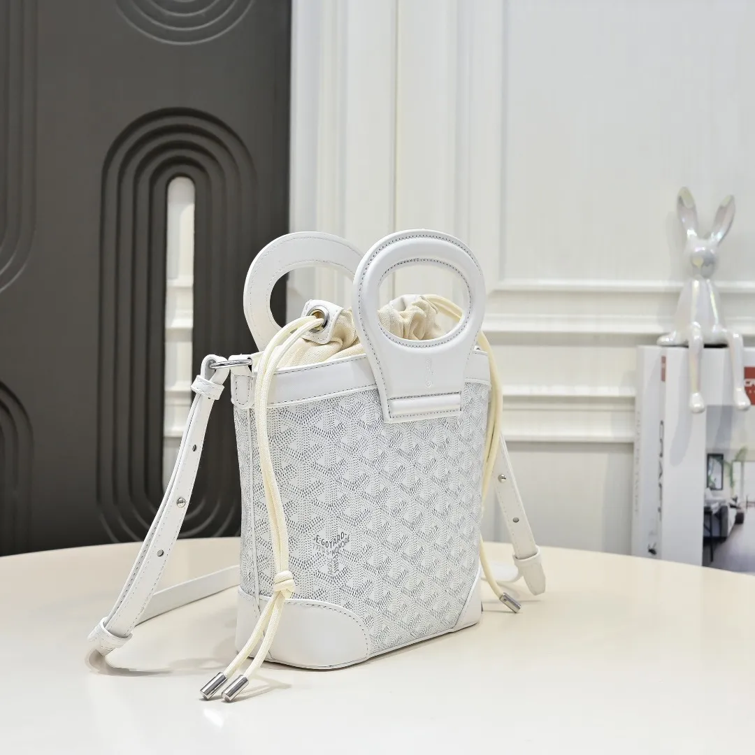 All Categories Official Website "Brand Women's Bags" Women's Bags 💙GOYARD 2026 New Goyard Crossbody Bag