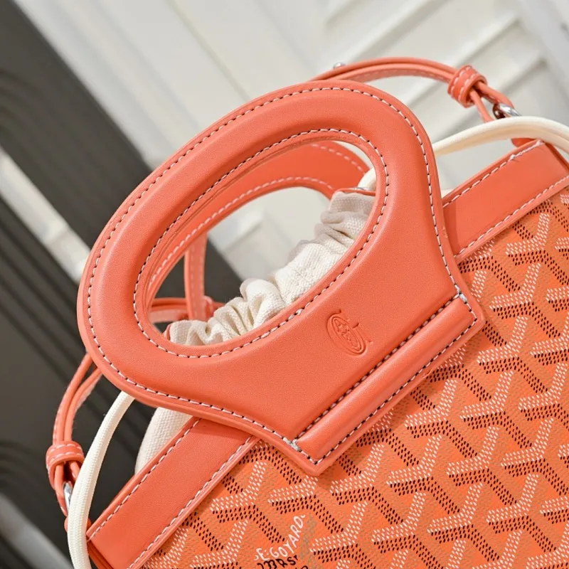 All Categories Official Website "Brand Women's Bags" Women's Bags 💙GOYARD 2026 New Goyard Crossbody Bag